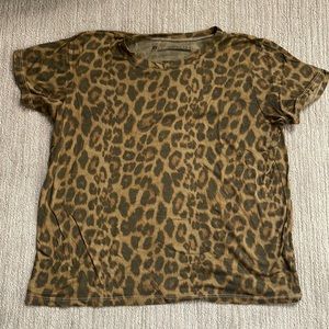 Cheetah print tshirt | Size Medium